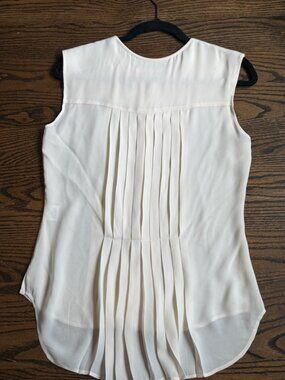 Veronica Beard Pleated White/Cream Silk Blouse Sleeveless Size 6